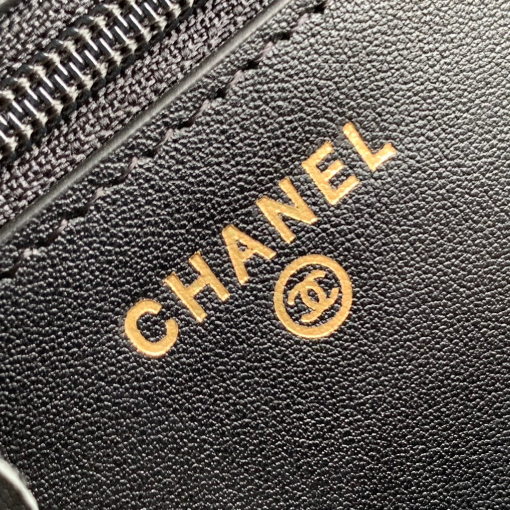 Chanel Clutch With Pearl Chain Black