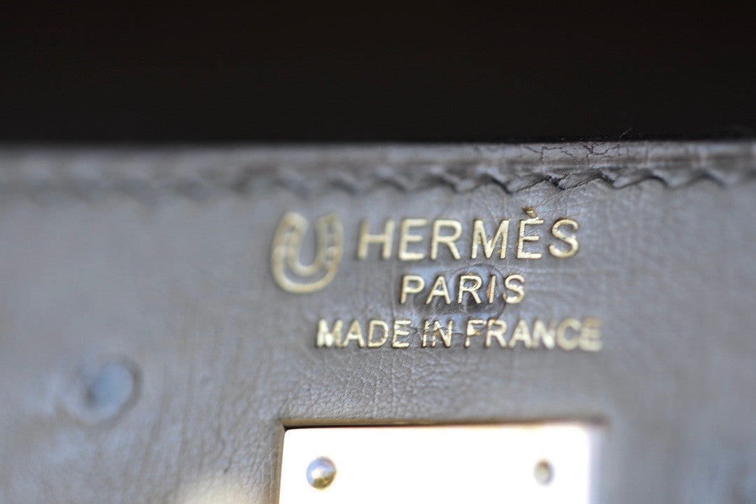 Hermès Special Order Kelly 25 Gris Perle /Etoupe Ostrich With Gold Hardware