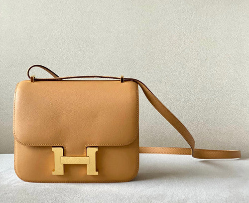 Hermes 4B Biscuit Constance 19cm Epsom Gold Hardware