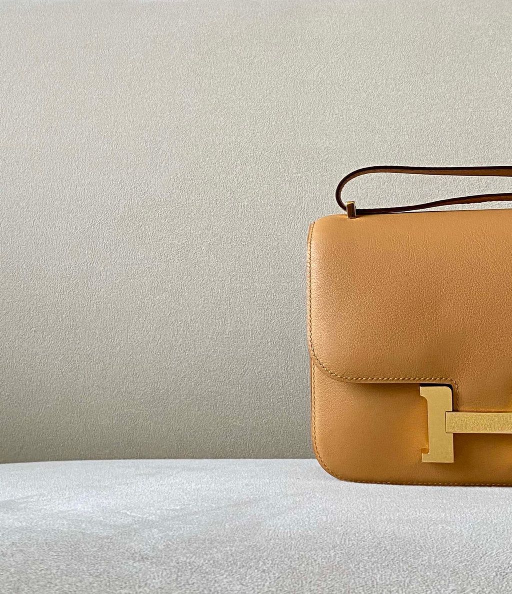 Hermes 4B Biscuit Constance 19cm Epsom Gold Hardware