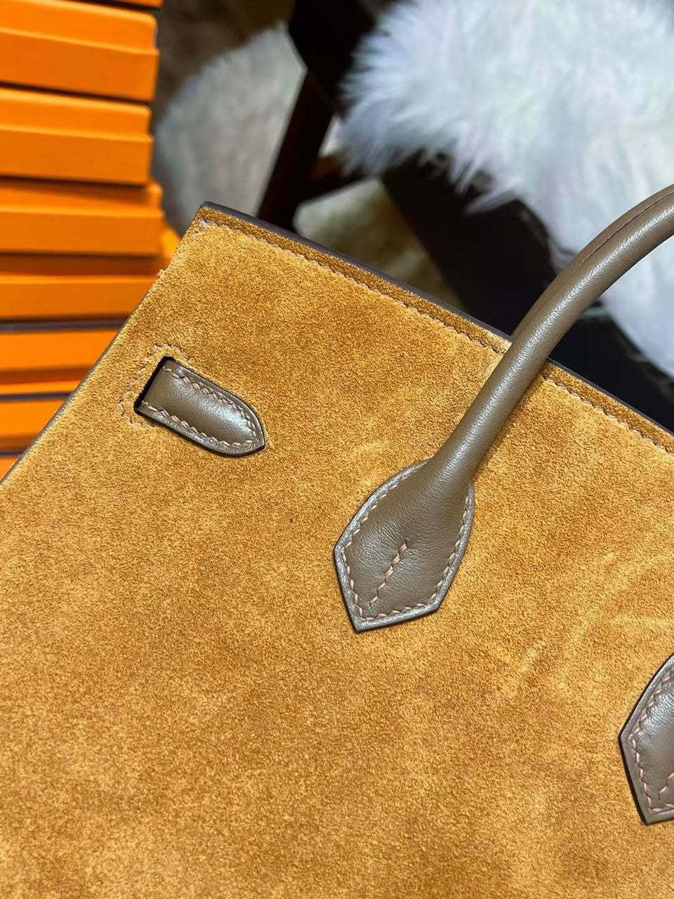 HERMÈS BIRKIN 25 GOLD VEAU DOBLIS SUEDE AND SWIFT LEATHER WITH GOLD HARDWARE Hermes
