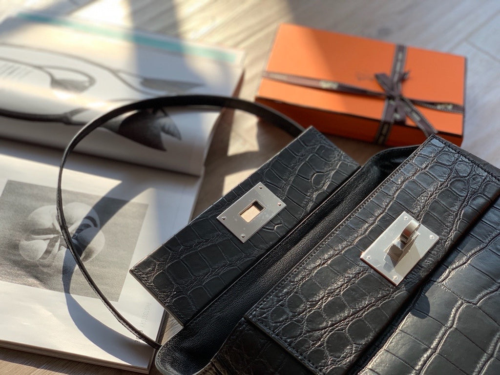 Hermes Kelly 24/24 Black Nilo Crocodile  with Palladium Hardware