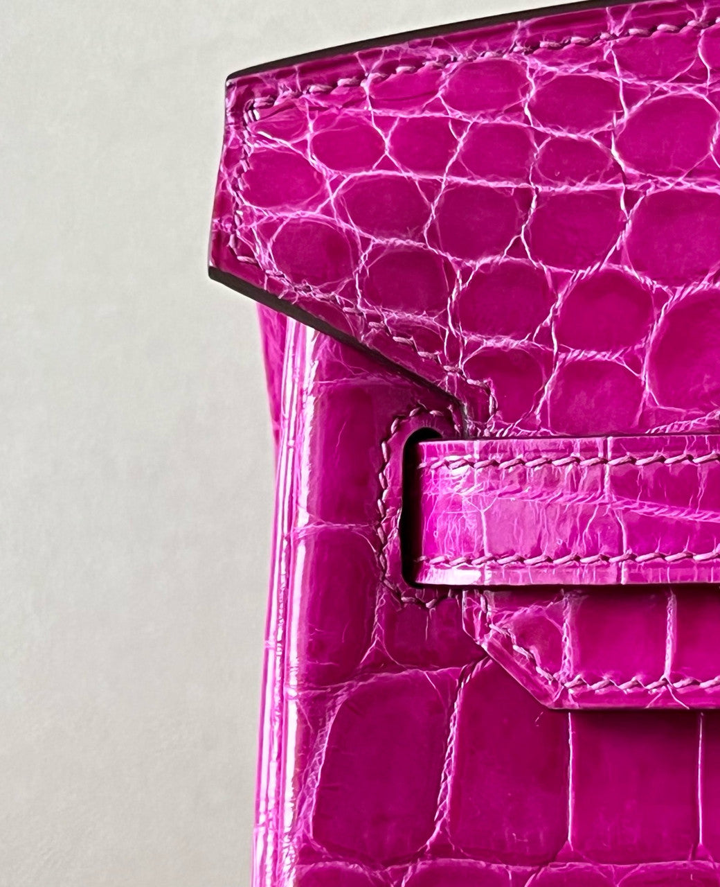 Hermes Rose Scheherazade Birkin Bag 25cm Niloticus Crocodile Gold Hardware
