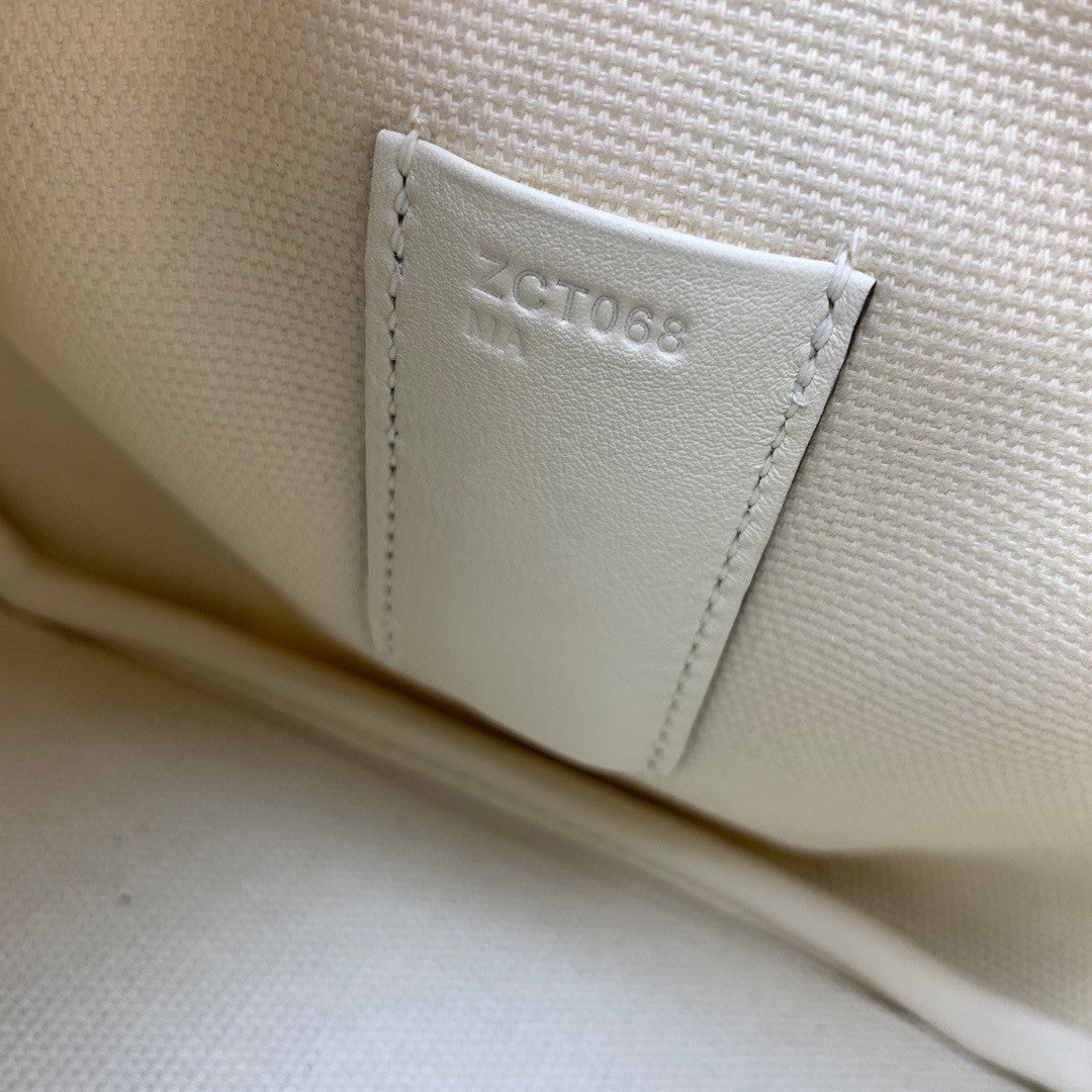 Hermes Limited Edition Cargo Birkin 35 cm Craie Swift and  canvas