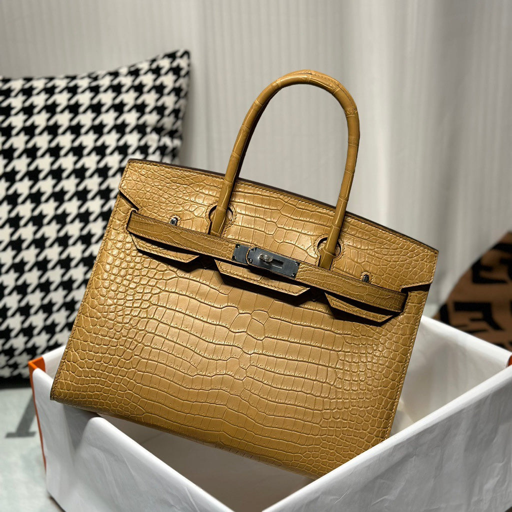 Hermes chai Birkin 30 in Porosus  Crocodile with Palladium hardware