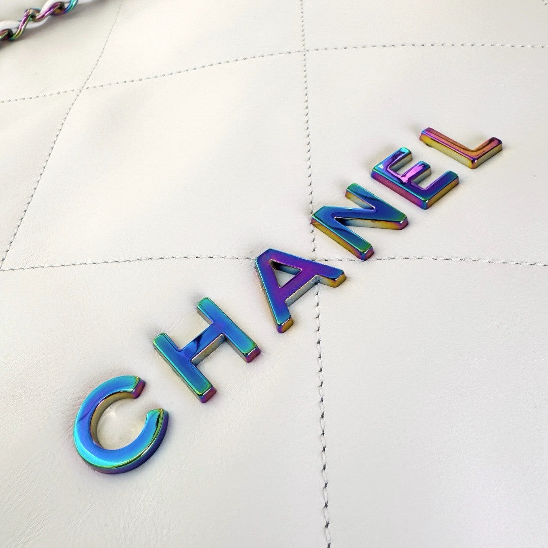 Chanel  22 MEDIUM HANDBAG WHITE WITH Rainbow Metal SS2024