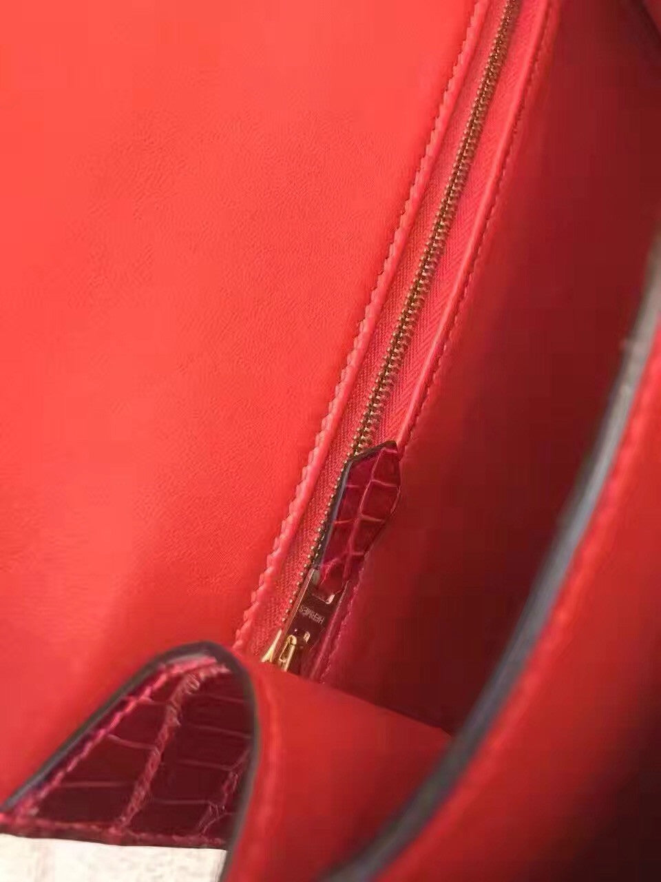 Hermes Red Constance 23 Crocodile Niloticus