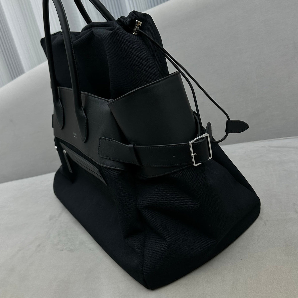 THE ROW Leather-Trim Margaux 17 Inside-Out Top-Handle Bag Black