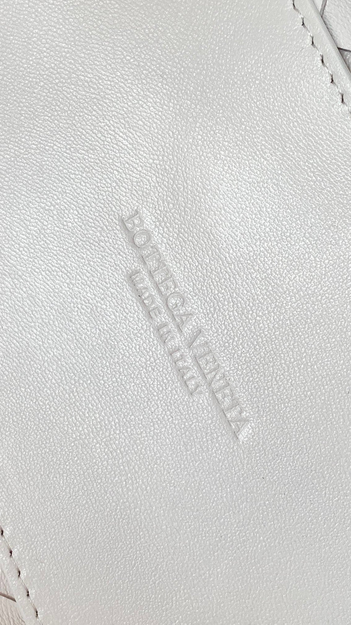 Bottega  Veneta Small Andiamo Bag White