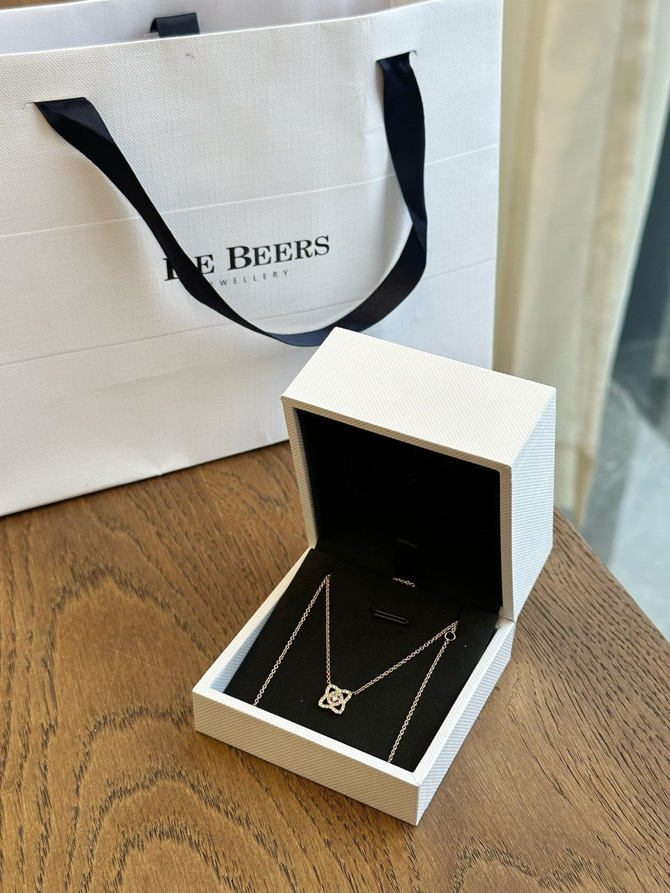 De Beers ENCHANTED LOTUS PENDANT IN ROSE GOLD