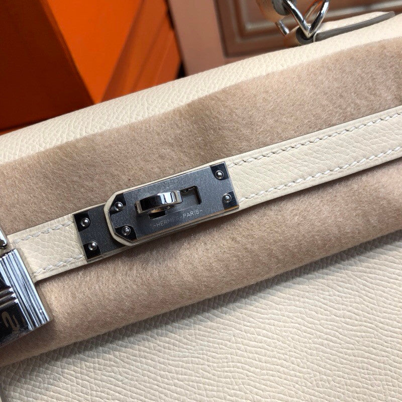 Hermès Craie Kelly 25  Epsom Palladium Hardware