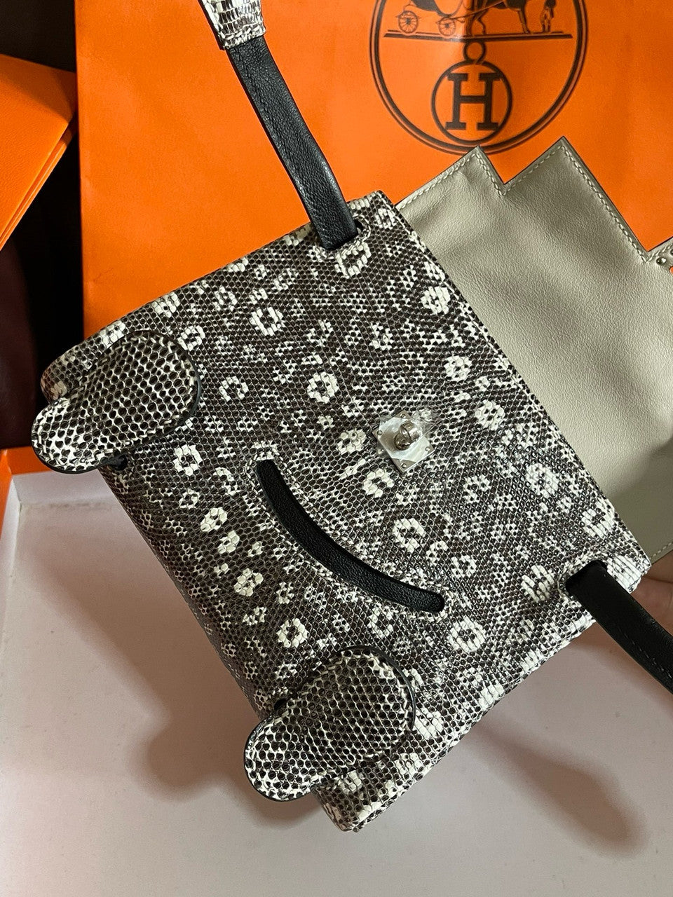 [Exclusive] Hermes Kelly Idole (Kelly Doll) in Ombre Lizard with Palladium hardware