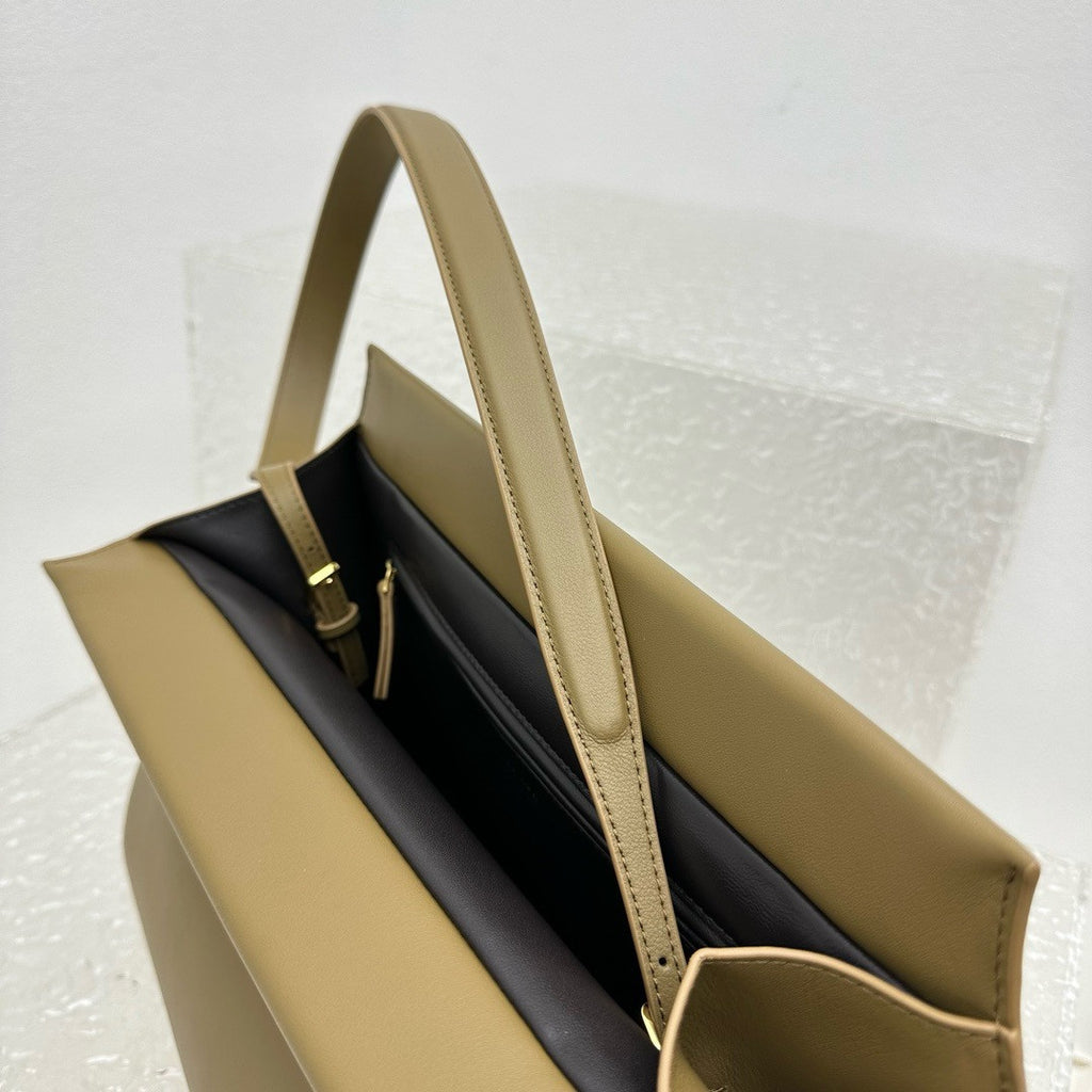 The Row Sienna leather shoulder bag Brown