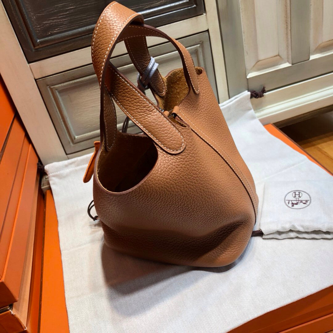 Hermes Gold Picotin Lock 18 Togo Leather Bag