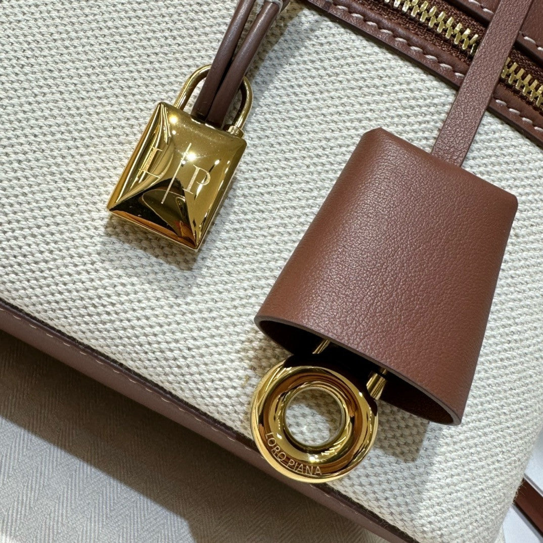Loro Piana Extra Bag L27  Cotton, Linen
