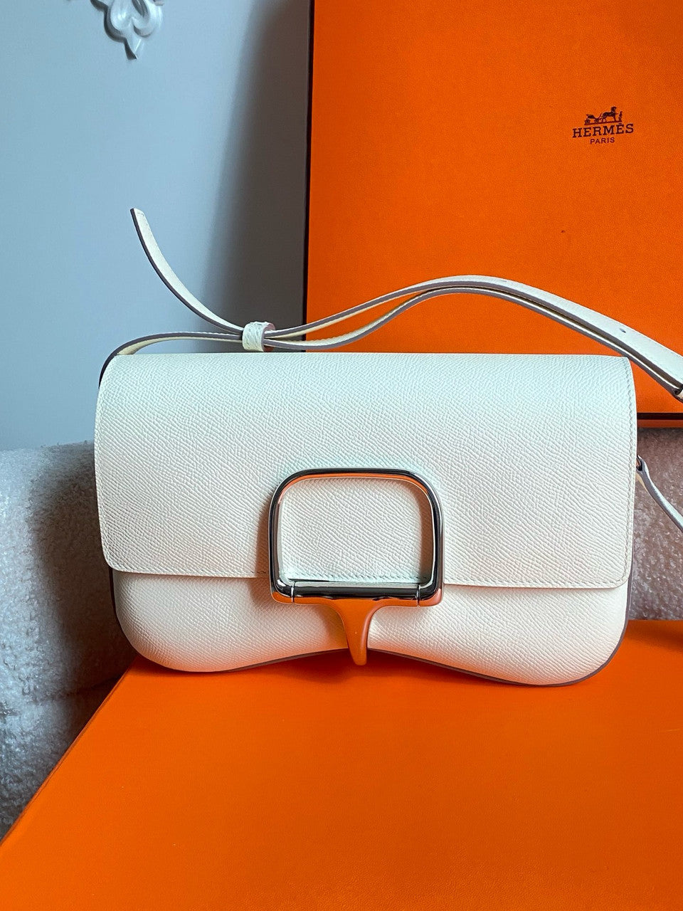 Hermès White  Epsom Della Cavalleria Elan Bag Palladium Hardware