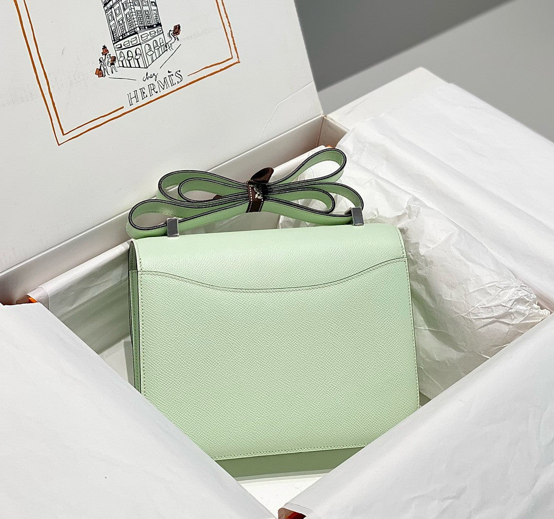 Hermès Constance 1-24 Vert Fizz Epsom Palladium Hardware