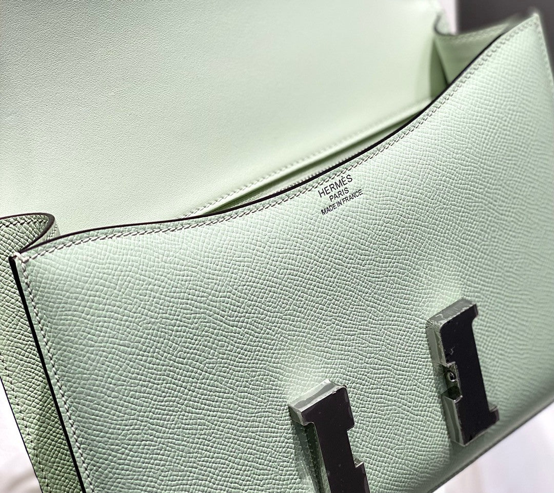 Hermès Constance 1-24 Vert Fizz Epsom Palladium Hardware