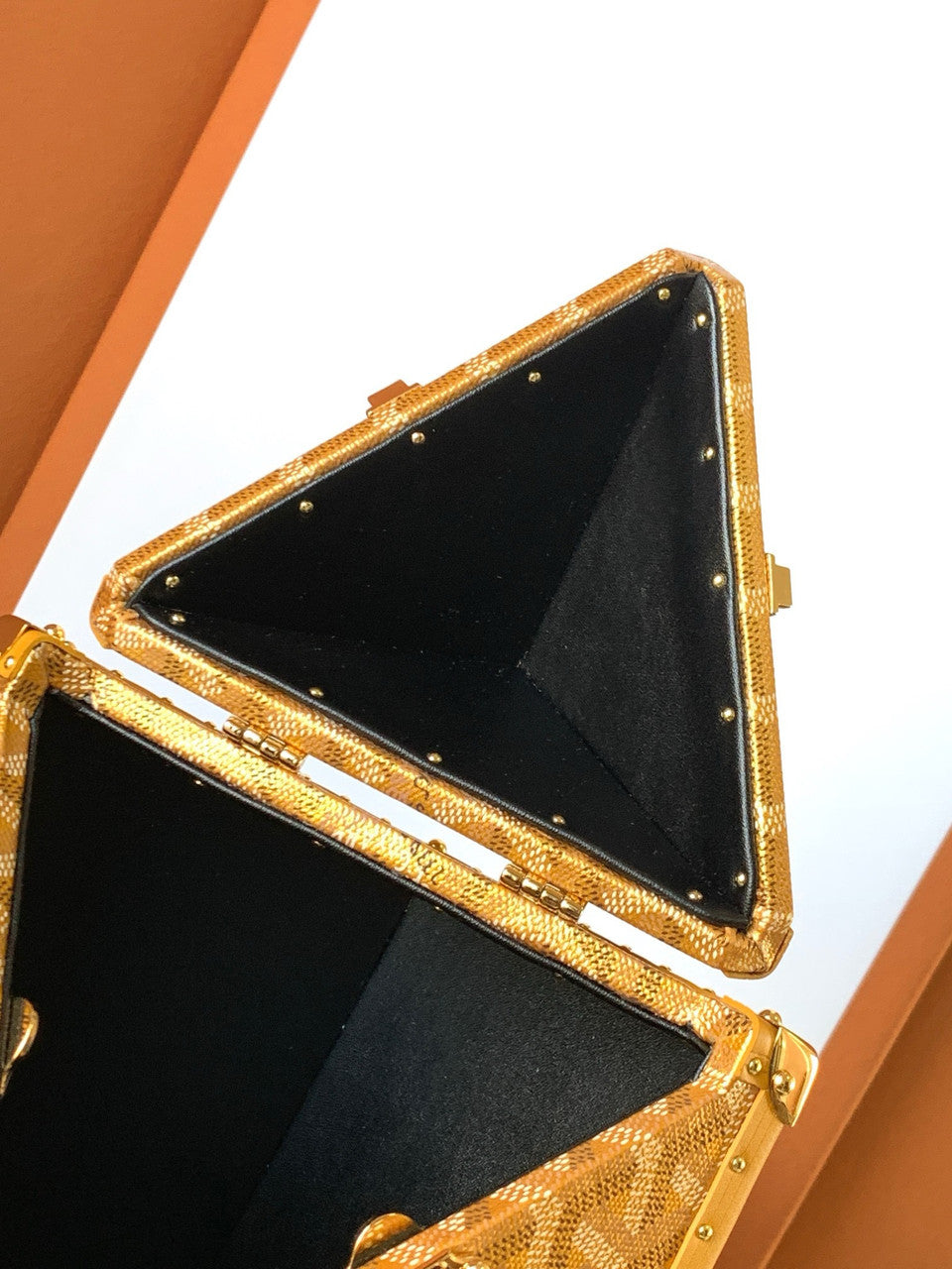 Goyard Dé Trunk Bag Metallic Gold Goyardine Gold Hardware Goyard