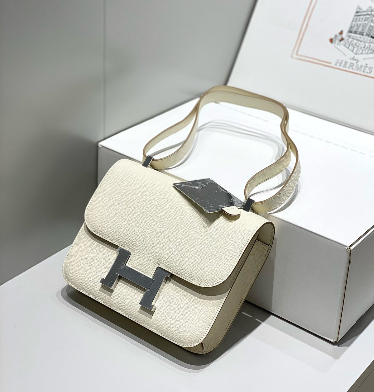 Hermès Constance 1-24 Nata Epsom Palladium Hardware
