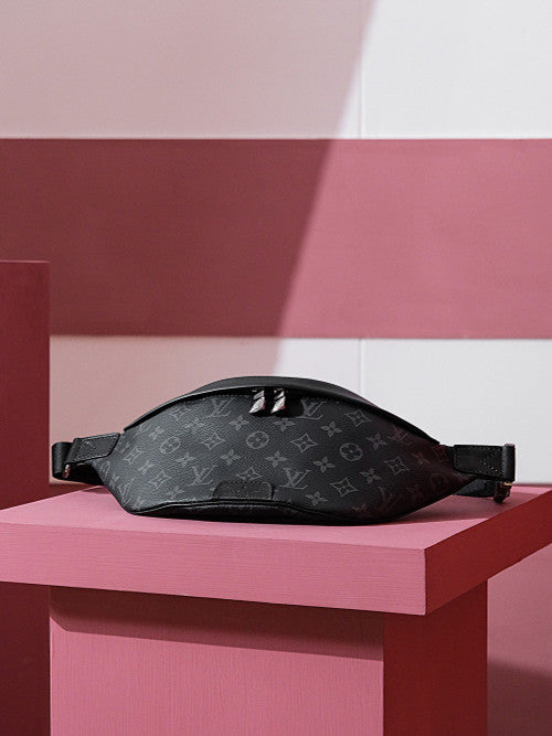 Louis Vuitton M46035 Discovery Bumbag PM