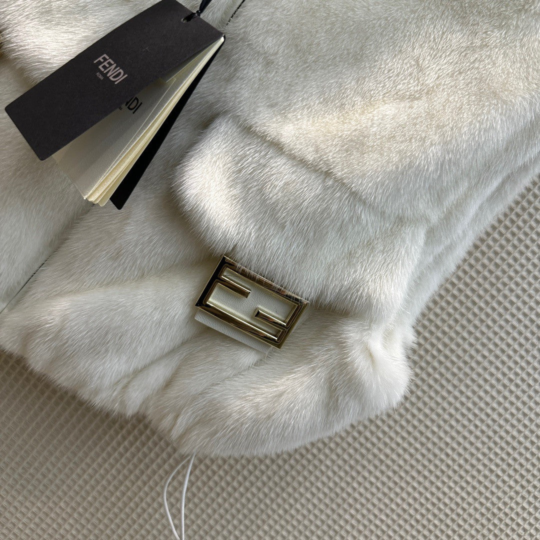 Fendi  White mink gilet