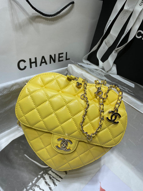 Chanel Yellow heart-shaped quilted crossbody bag (Chanel Spring-Summer 2022 Runway Bag Collection)