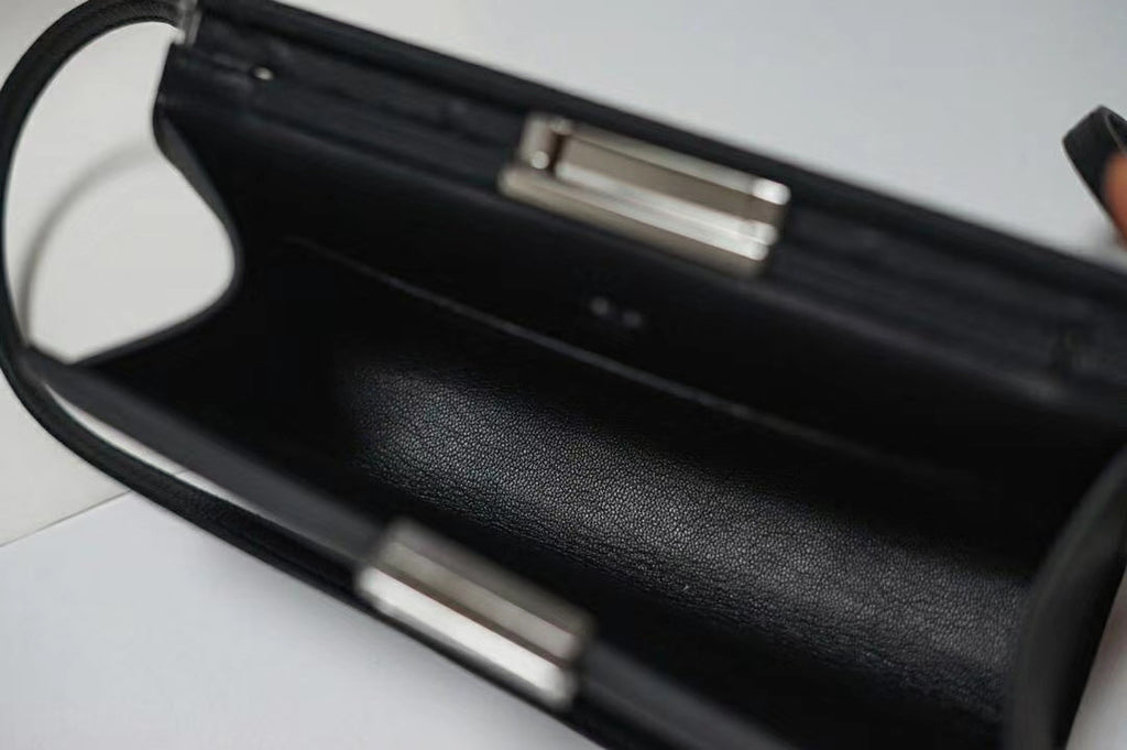 Hermes Clic-H 21 bag Black Evercolor calfskin  with Palladium hardwares