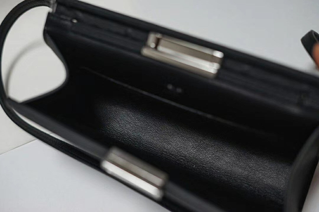 Hermes Clic-H 21 bag Black Evercolor calfskin  with Palladium hardwares