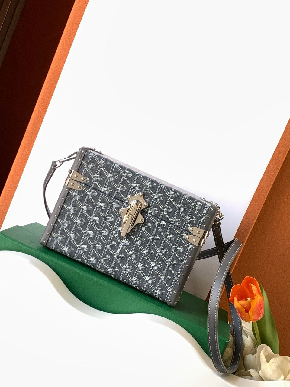 Goyard Goyardine Grey Cassette Trunk Clutch/Shoulder Bag Palladium Hardware Goyard