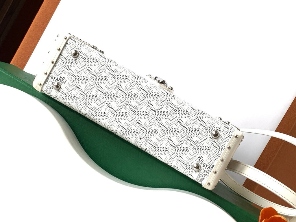 Goyard Goyardine Silver Cassette Trunk Clutch/Shoulder Bag Palladium Hardware Goyard