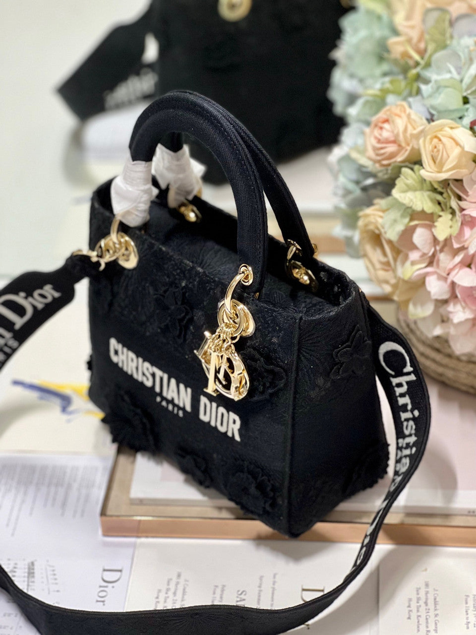 Christian Dior MEDIUM LADY D-LITE BAG D-Lace Embroidery with 3D Macramé Effect Black