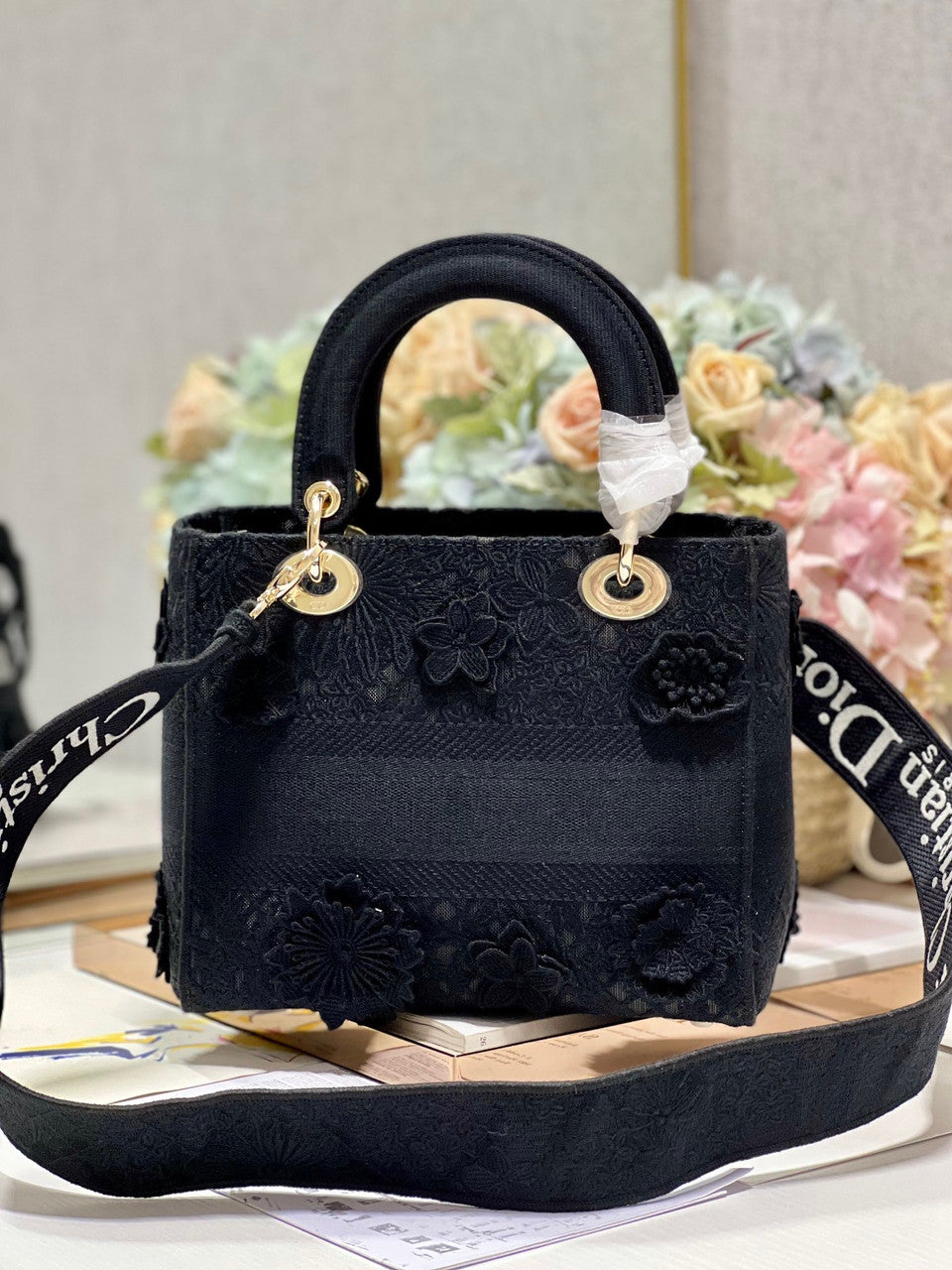 Christian Dior MEDIUM LADY D-LITE BAG D-Lace Embroidery with 3D Macramé Effect Black