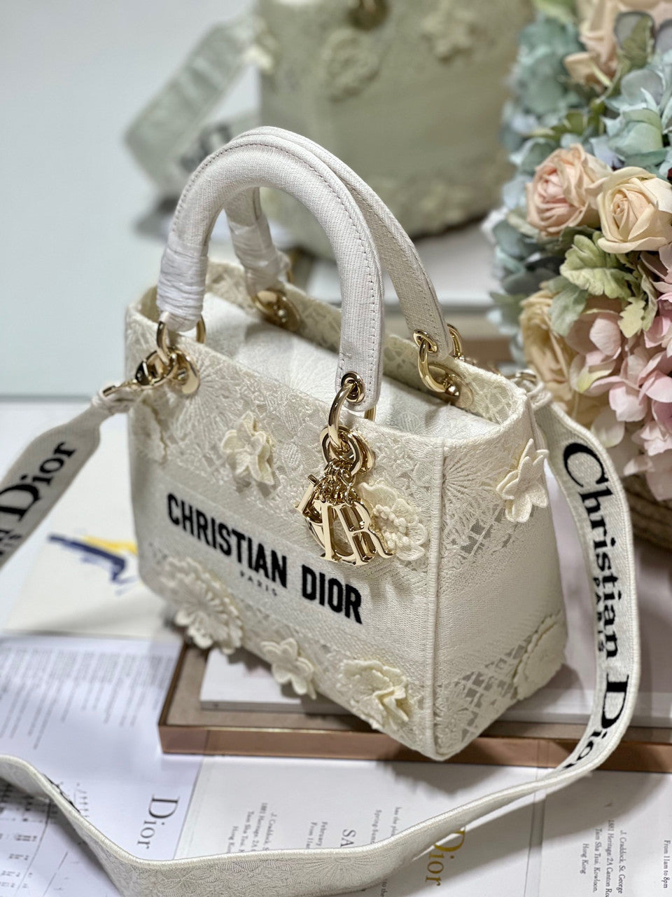 Christian Dior MEDIUM LADY D-LITE BAG D-Lace Embroidery with 3D Macramé Effect White