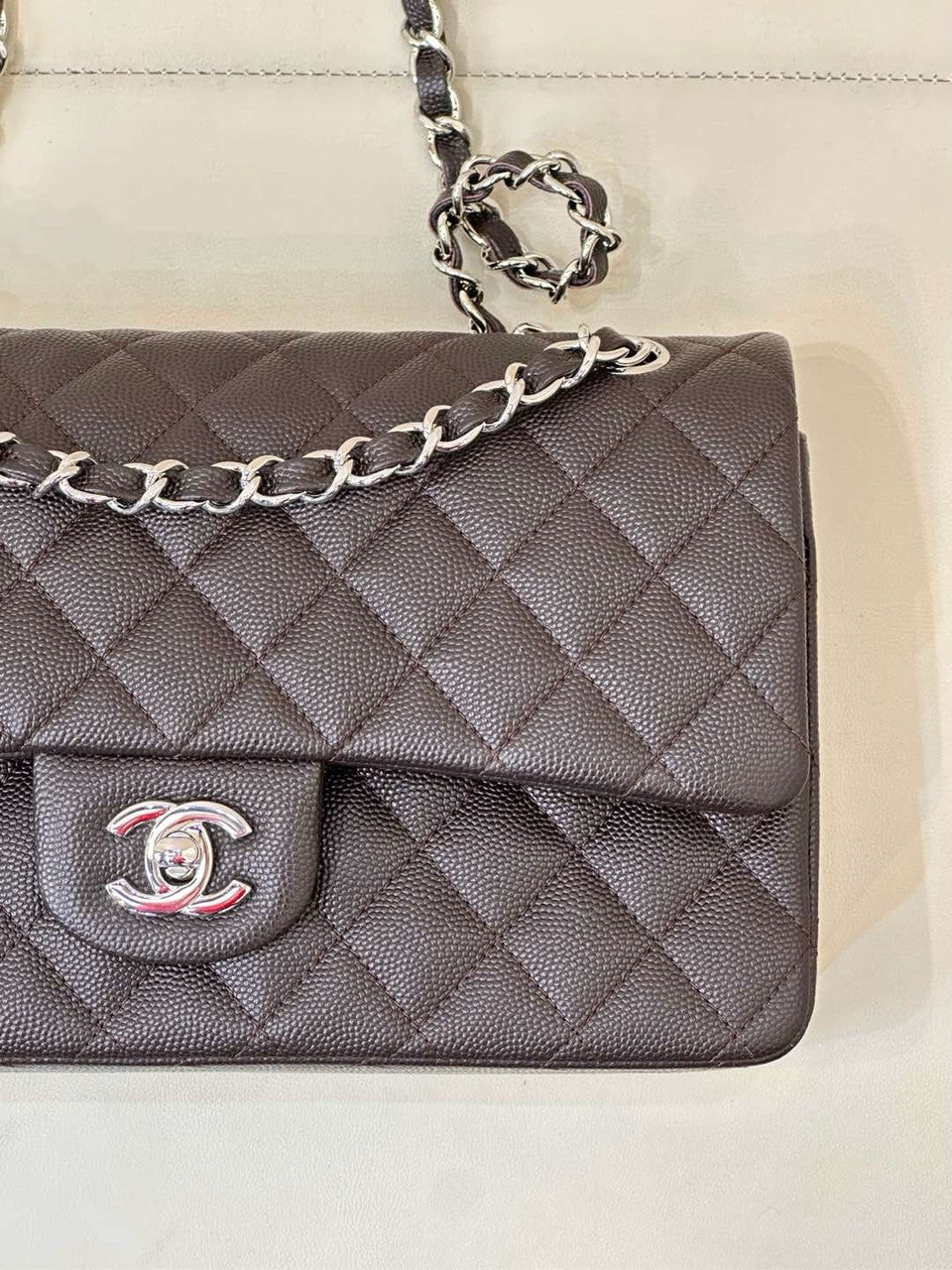 Chanel FALL-WINTER 2024/25 PRE-COLLECTION   CLASSIC 11.12 HANDBAG GREY WITH SILVER HARDWARE Chanel