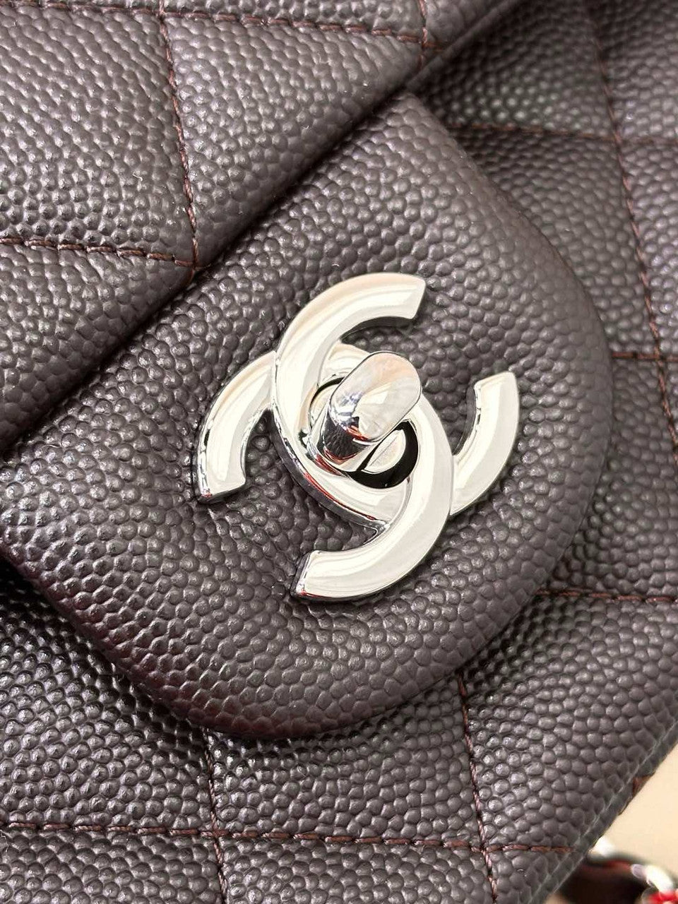 Chanel FALL-WINTER 2024/25 PRE-COLLECTION   CLASSIC 11.12 HANDBAG GREY WITH SILVER HARDWARE Chanel