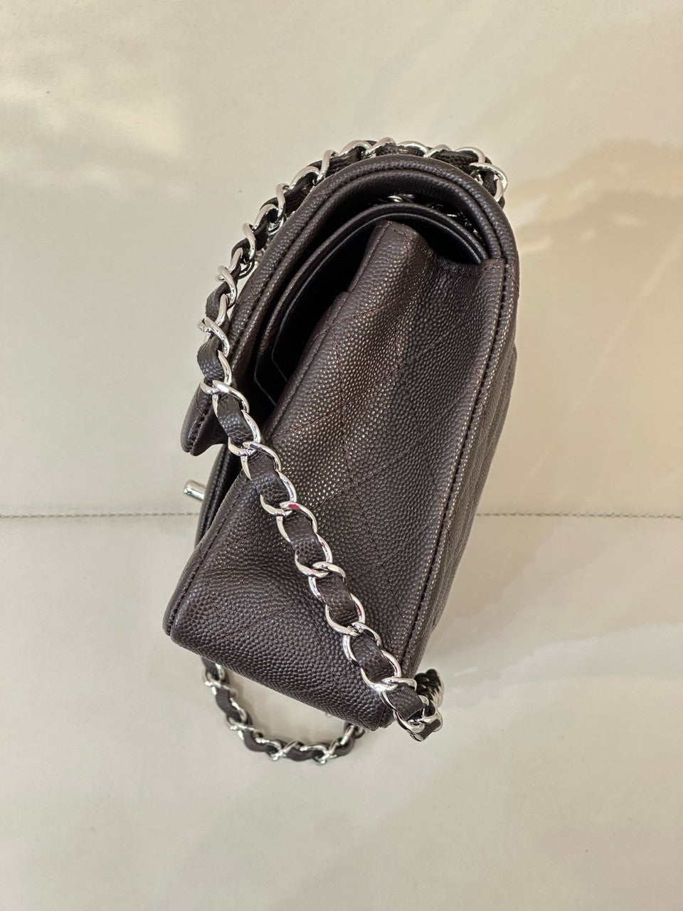 Chanel FALL-WINTER 2024/25 PRE-COLLECTION   CLASSIC 11.12 HANDBAG GREY WITH SILVER HARDWARE Chanel