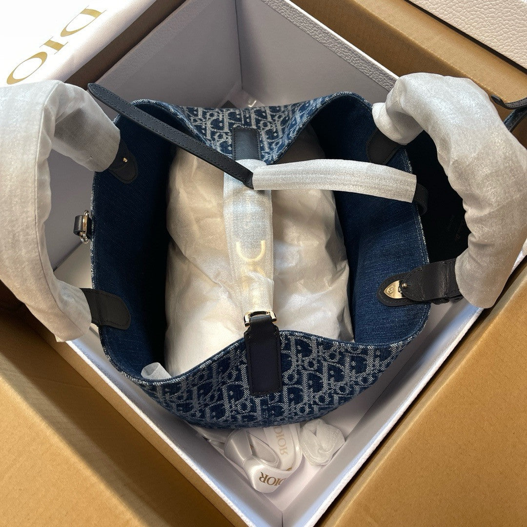 Christian Dior Medium Dior Toujours Bag  Blue Denim Dior Oblique Jacquard
