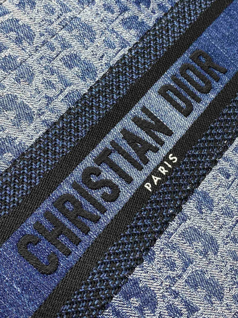 Christian Dior Blue Denim Dior Oblique Jacquard (36 x 27.5 x 16.5 cm)