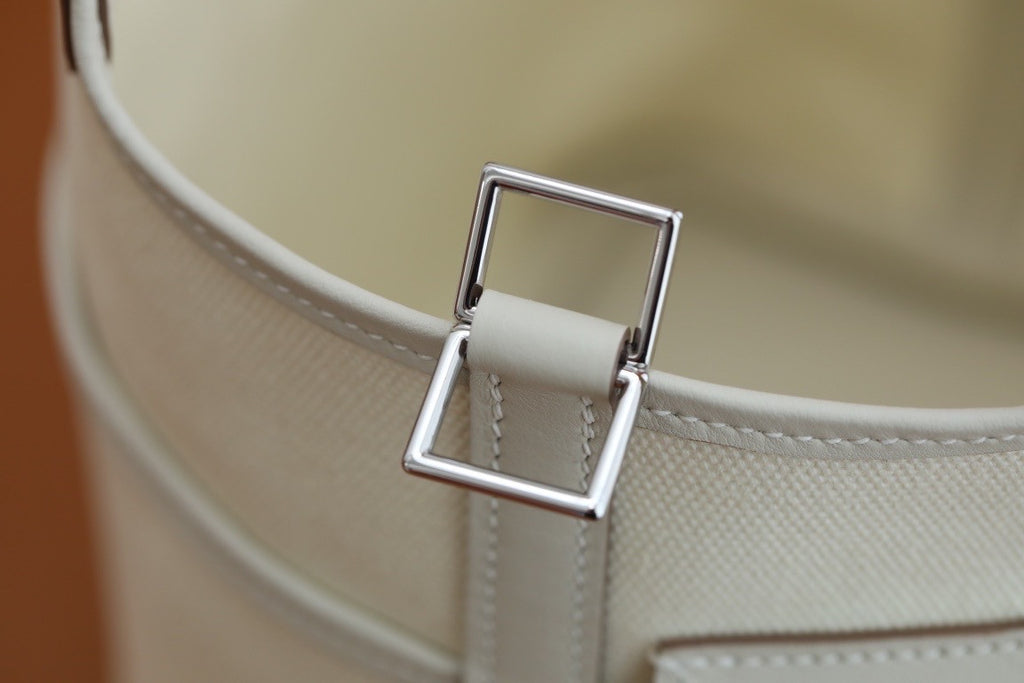 Hermès Picotin Cargo 18 White Swift and Toile Canvas Palladium Hardware