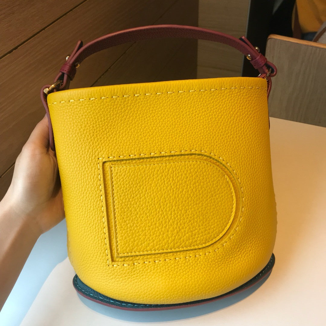 Delvaux Pin Mini Bucket Pollen