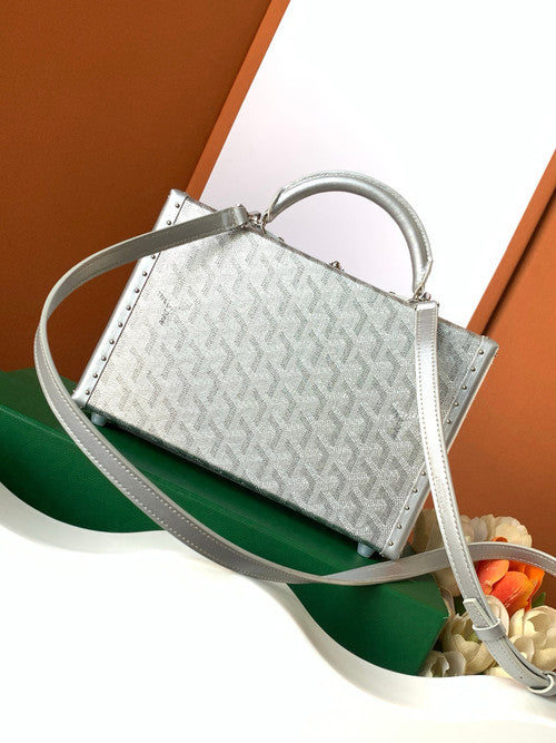 Goyard Grand Hotel Trunk Bag Silver Goyard