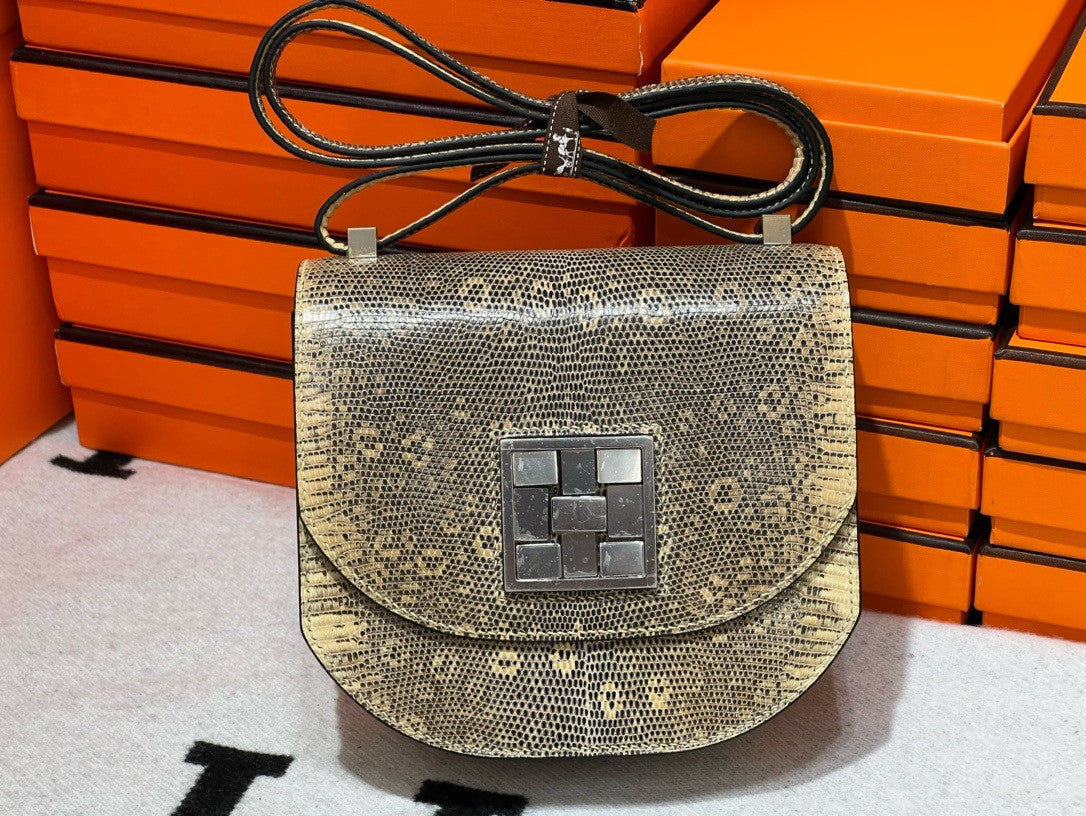 Hermès Ombre Shiny Gold Lizard Mosaique Au 24-17 Hermes