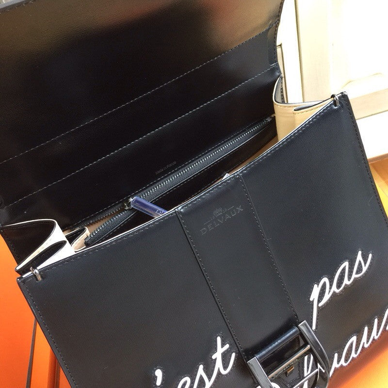 Delvaux L'Humour Brillant MM "Ceci N'est Pas Un Delvaux"