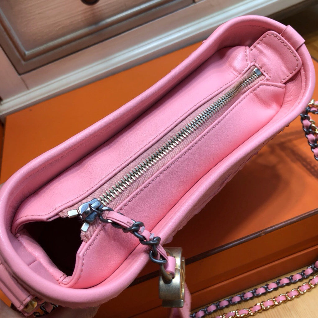 CHANEL CHANEL'S GABRIELLE Small Hobo Bag Pink