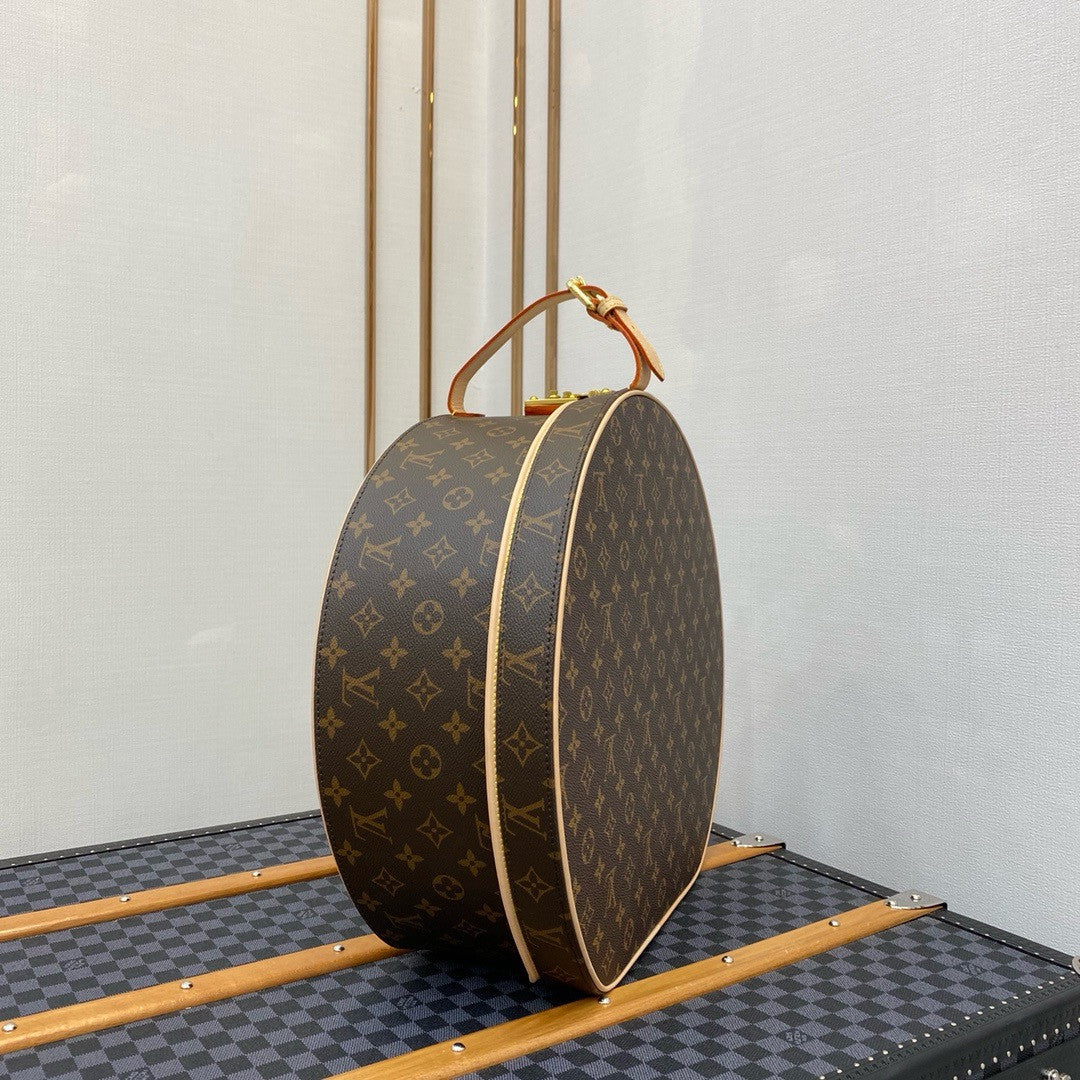 Louis Vuitton M23624 Boîte Chapeau 40