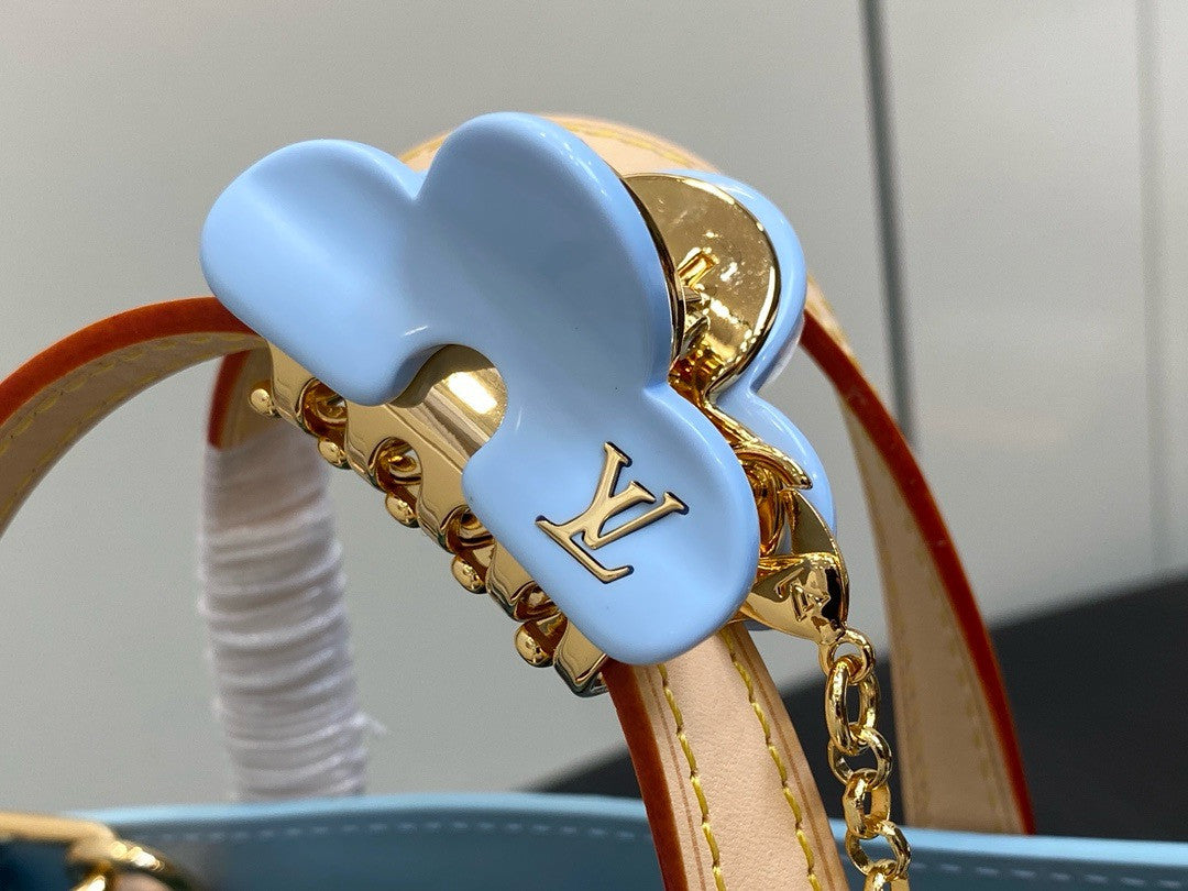Louis Vuitton M24028 New LV Remix Reade PM Sky