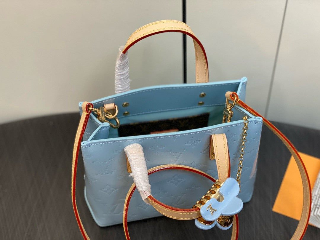 Louis Vuitton M24028 New LV Remix Reade PM Sky
