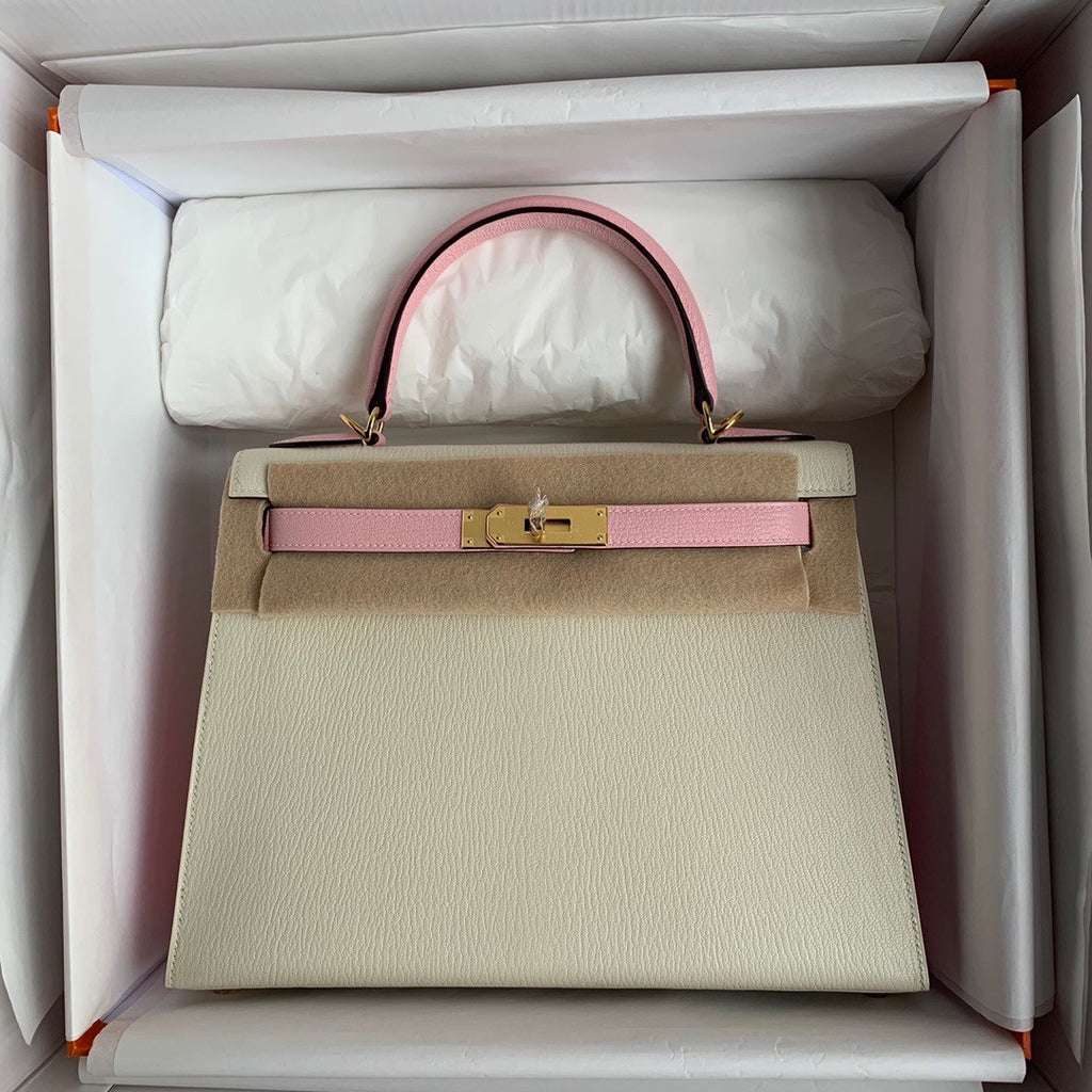 HERMES HORSESHORE  KELLY 28 SELLIER CRAIE/ PINK SAKURA CHEVRE GOLD HARDWARE