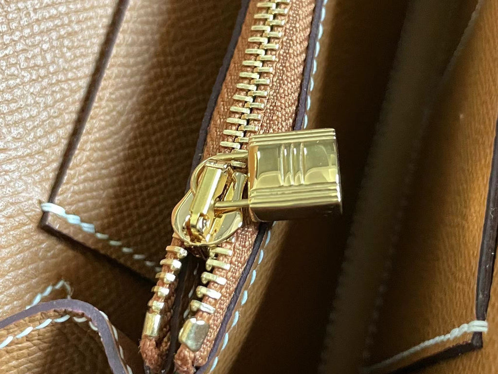 Hermes Gold Kelly To Go Tressage wallet With Gold Hardware